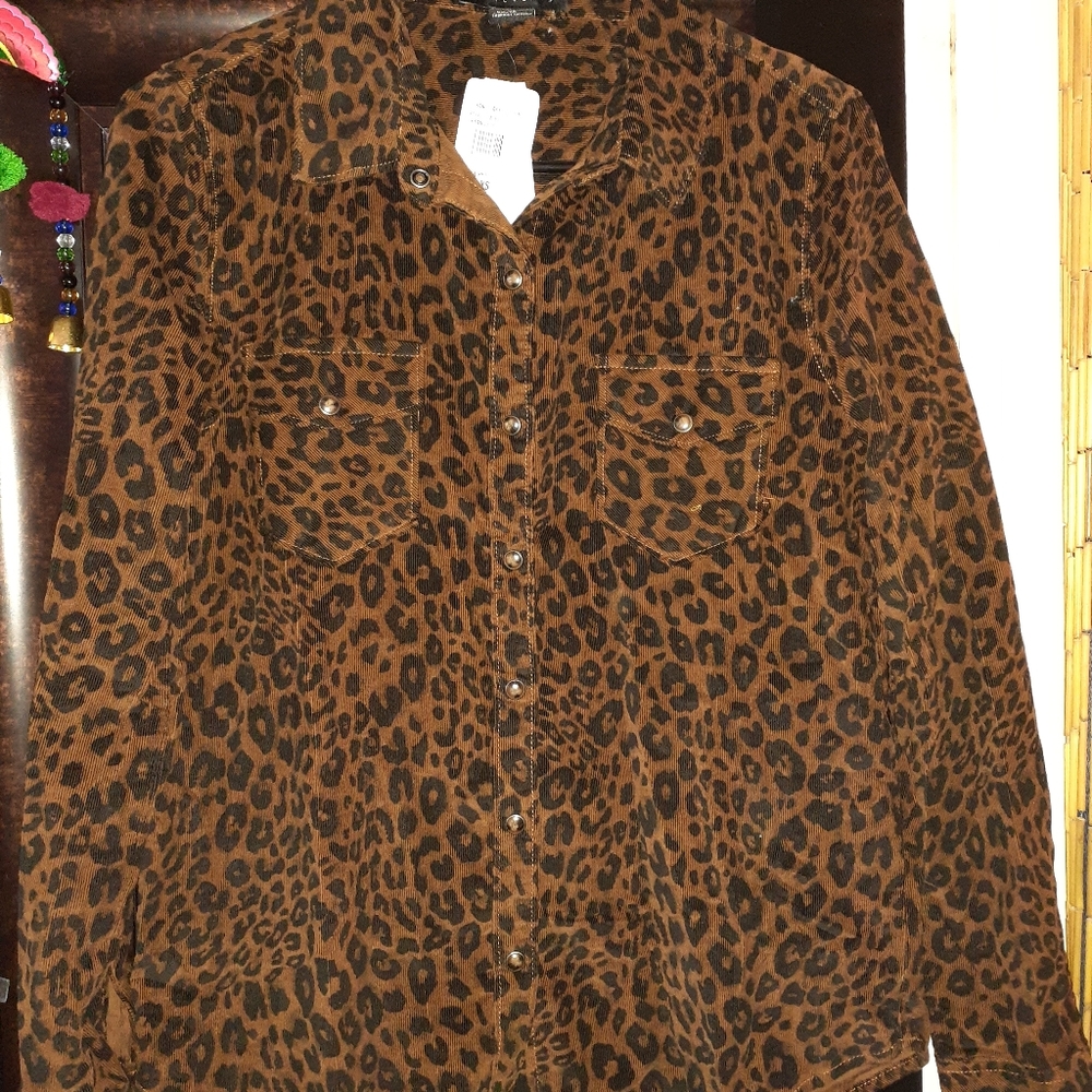 🐆NWT Sanctuary Corduroy Leopard Shirt 🐆